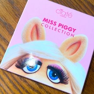 Miss piggy full size blush [4 universal shades]